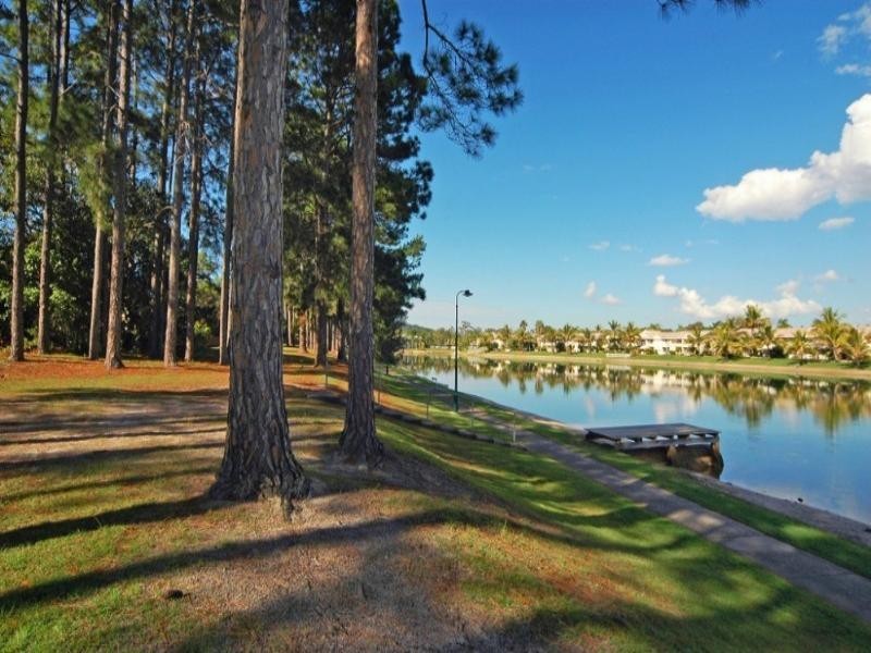 3 Pinon Close, Elanora QLD 4221