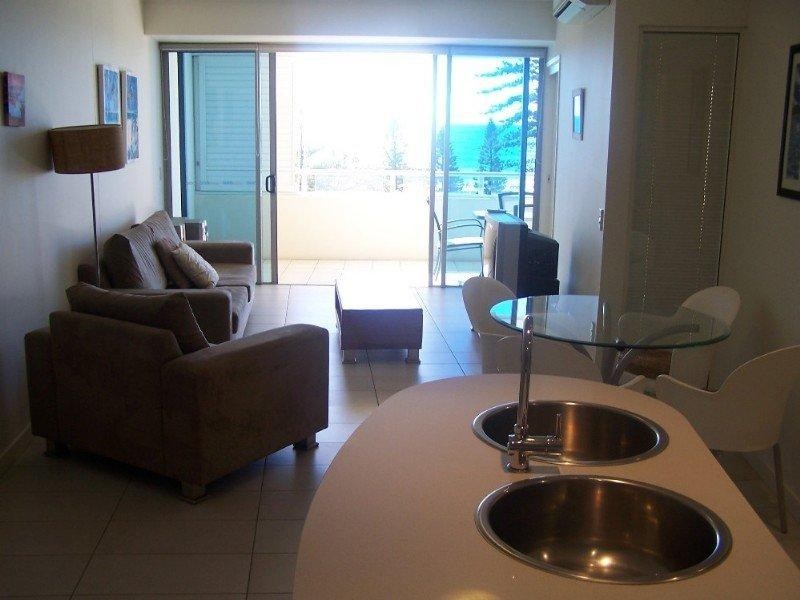 404/3 Mclean Street, Coolangatta QLD 4225