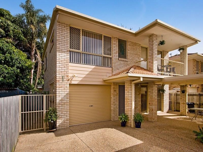 2/16 Molucca Avenue, Palm Beach QLD 4221