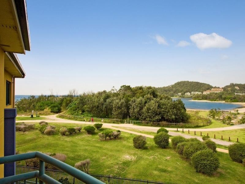 76/955 Gold Coast Highway, Palm Beach QLD 4221