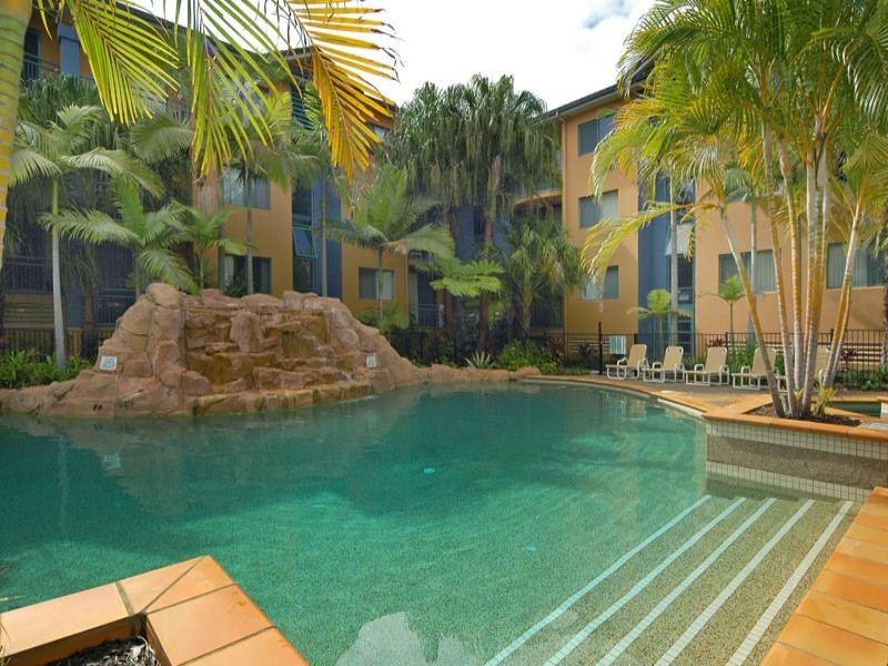 76/955 Gold Coast Highway, Palm Beach QLD 4221