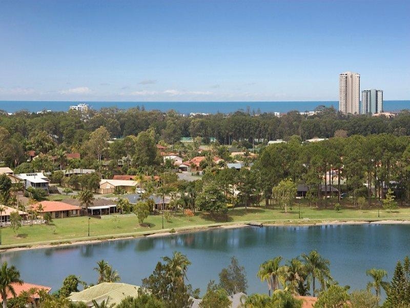 12 Swanbourne Way, Elanora QLD 4221