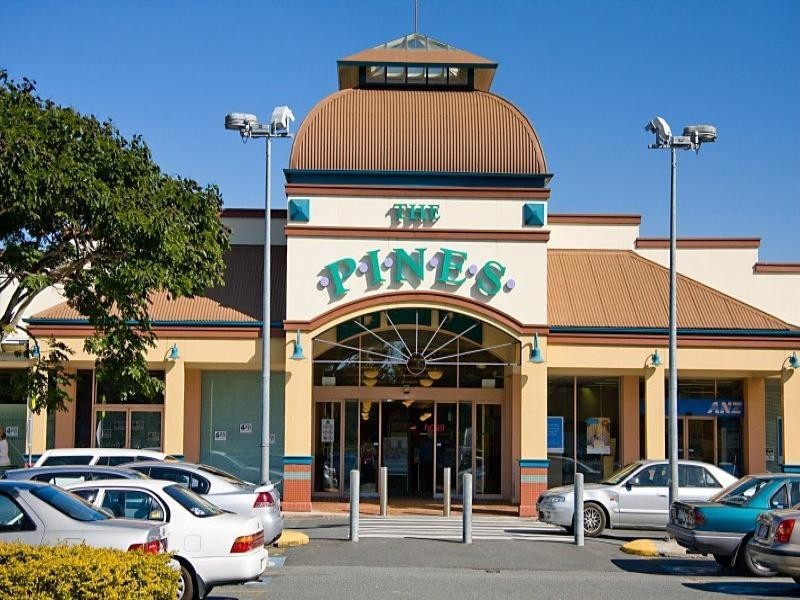 12 Swanbourne Way, Elanora QLD 4221