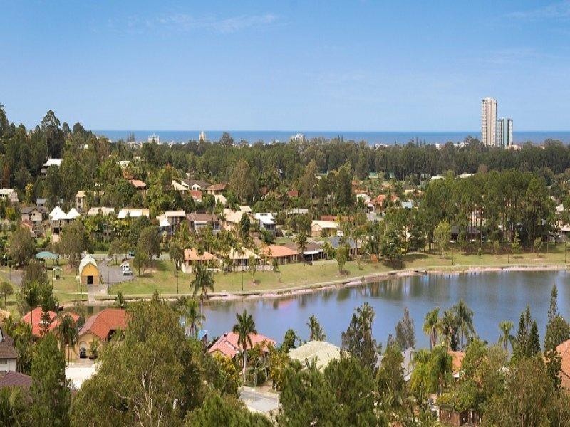 12 Swanbourne Way, Elanora QLD 4221