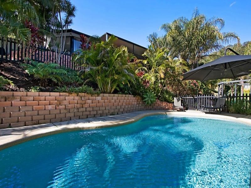 111 Valley Drive, Tallebudgera QLD 4228