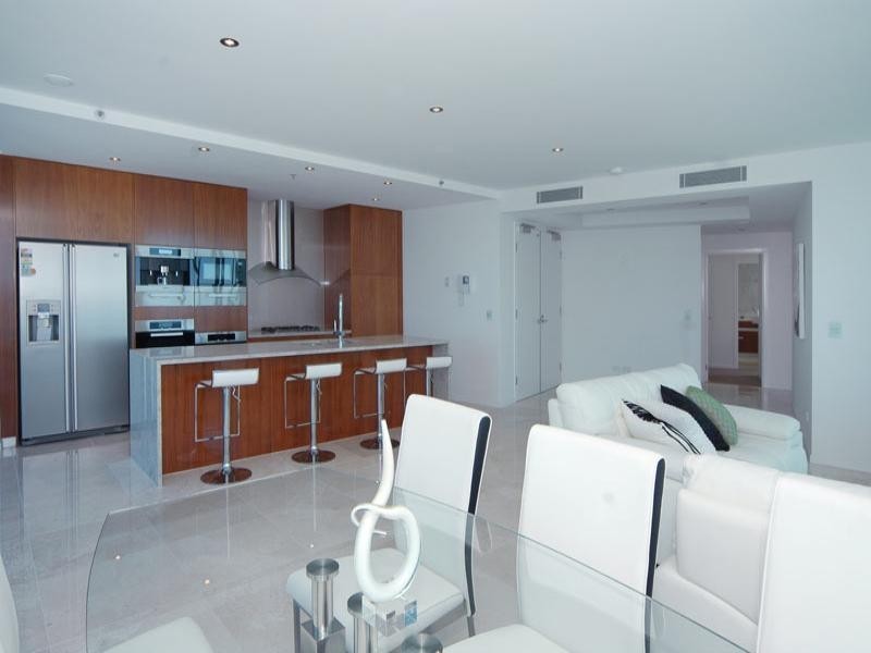 1906/110 Marine Parade, Coolangatta QLD 4225