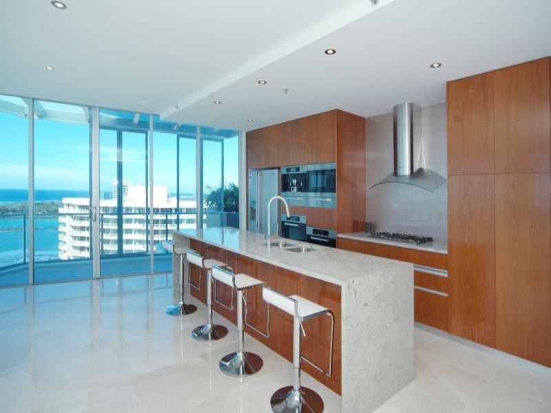 1906/110 Marine Parade, Coolangatta QLD 4225