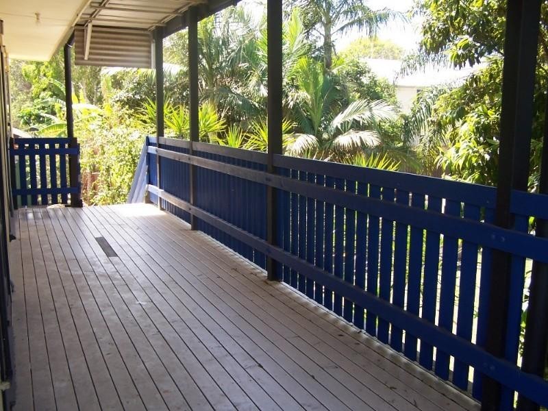 1/35 Fourth Avenue, Palm Beach QLD 4221