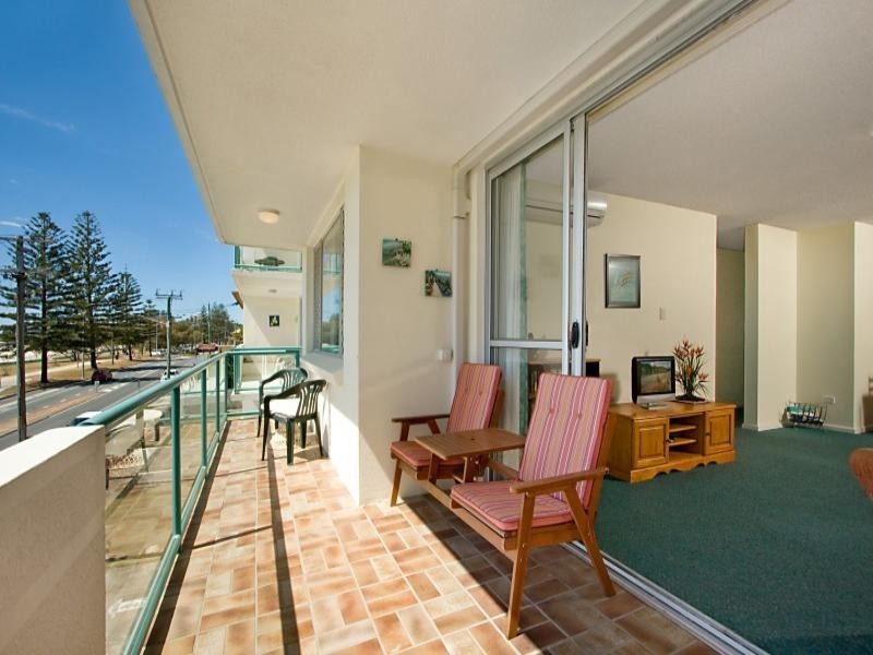 8/4 Musgrave Street, Kirra QLD 4225