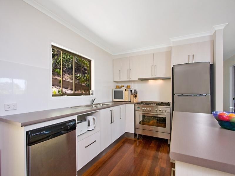 11 Snape Court, Currumbin Waters QLD 4223