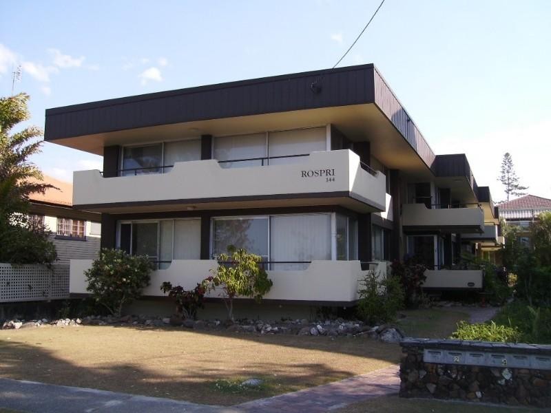 8/144 Pacific Parade, Bilinga QLD 4225