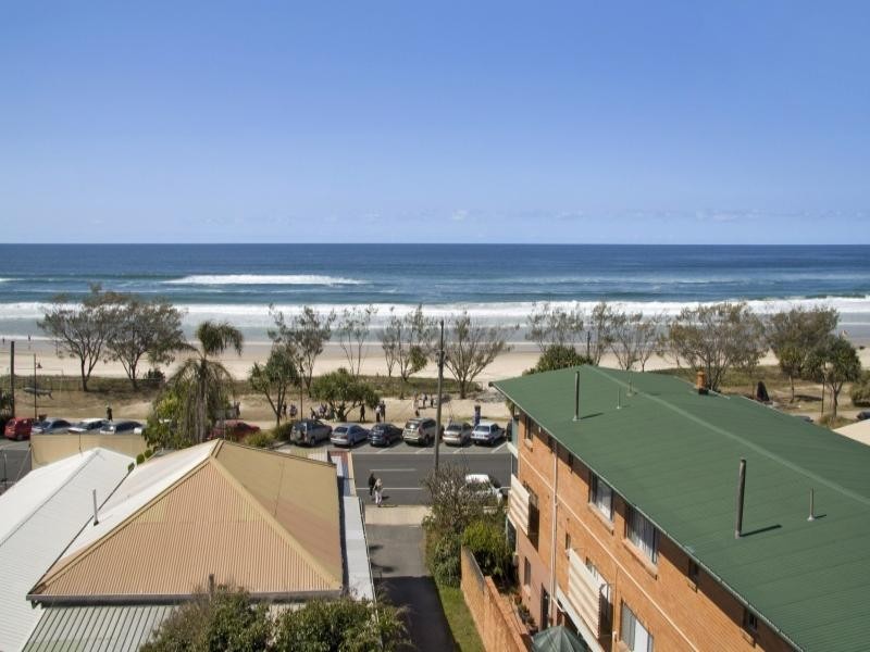 810 Pacific Parade, Currumbin QLD 4223