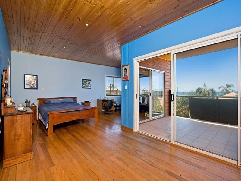 810 Pacific Parade, Currumbin QLD 4223