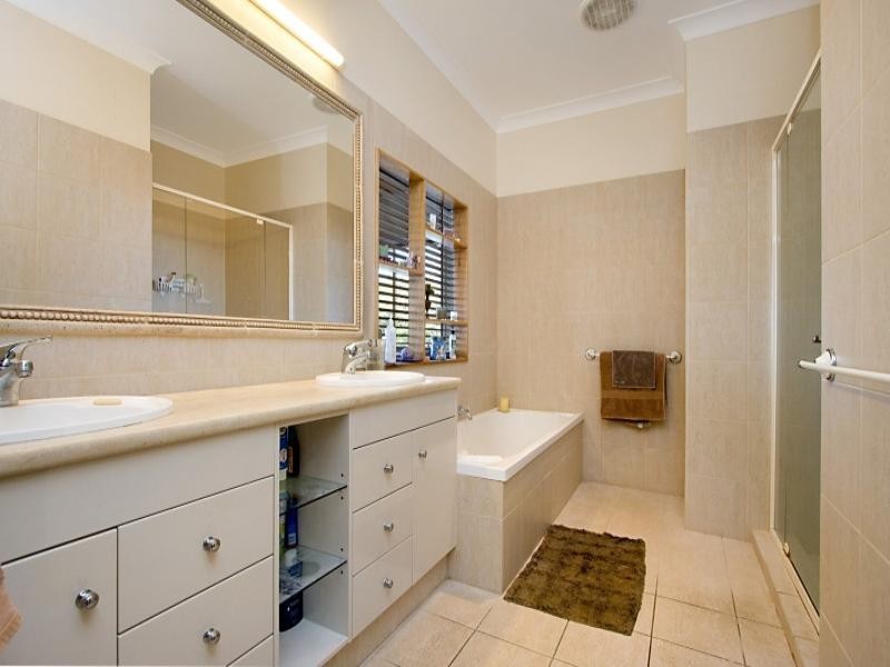 810 Pacific Parade, Currumbin QLD 4223