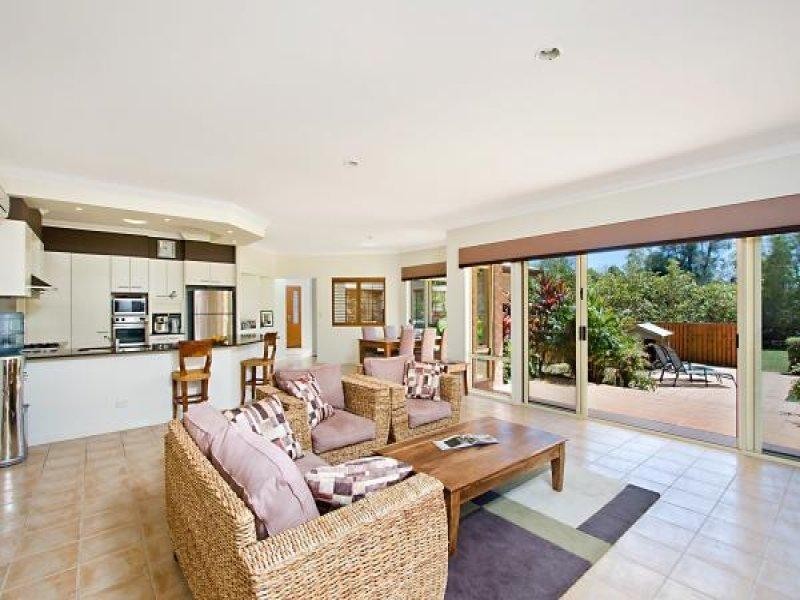 10 Dungogie Drive, Tallebudgera QLD 4228