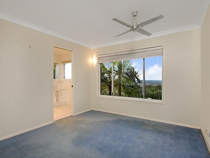 136 Simpsons Road, Currumbin Waters QLD 4223