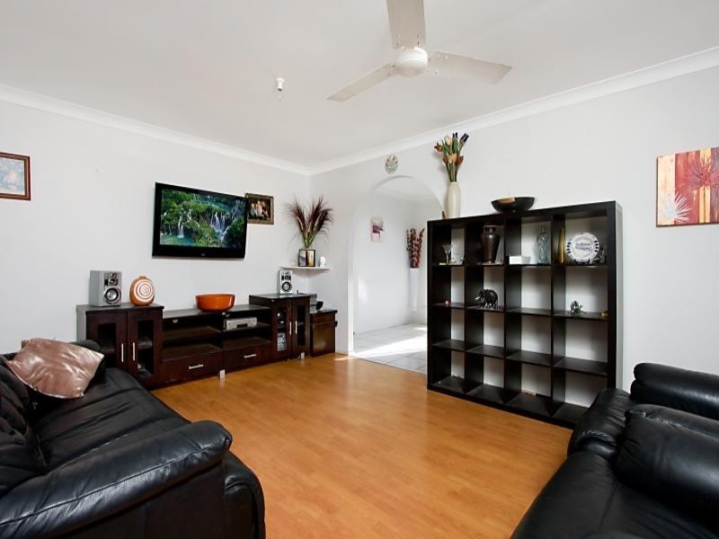 102 Tahiti Avenue, Palm Beach QLD 4221