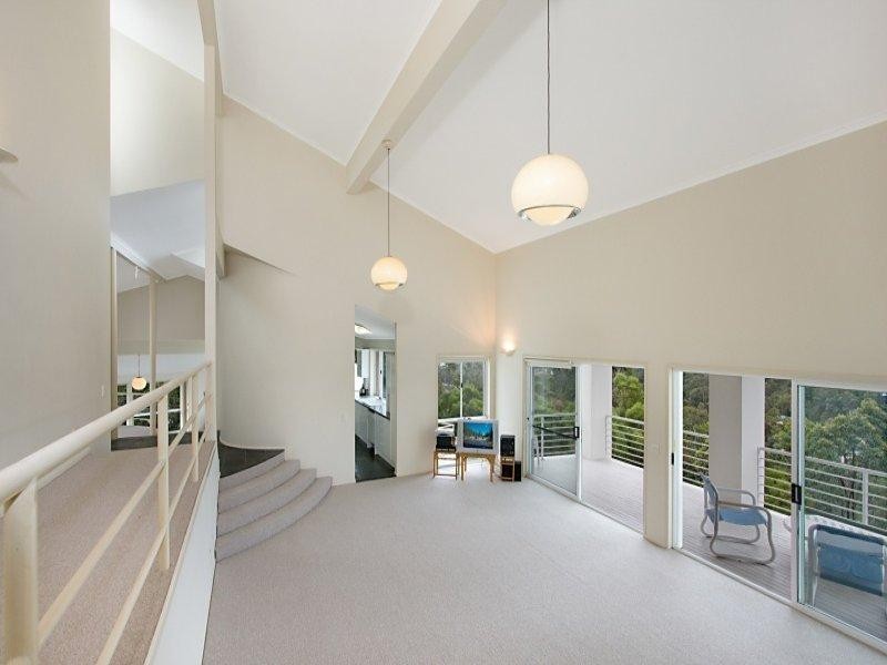 15-17 Buckingham Way, Elanora QLD 4221