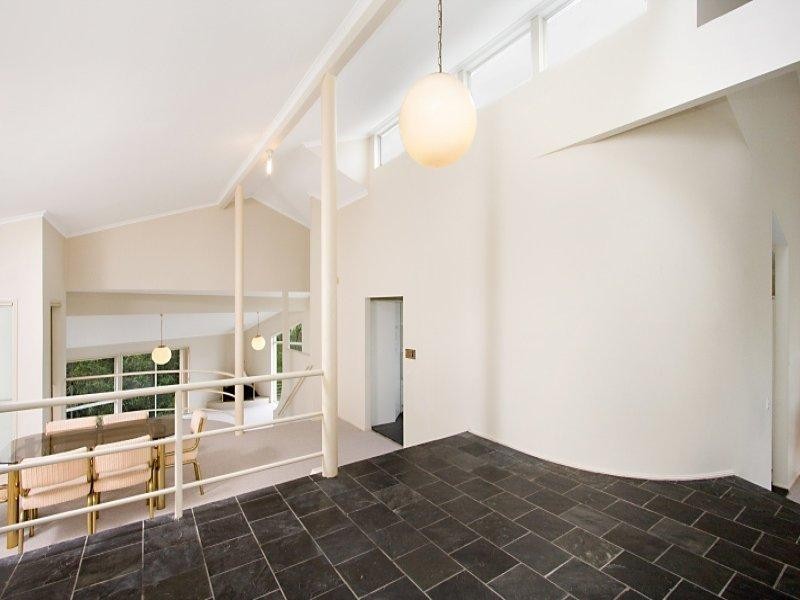 15-17 Buckingham Way, Elanora QLD 4221