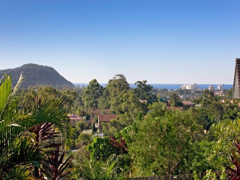 31 Jarrahdale Drive, Elanora QLD 4221