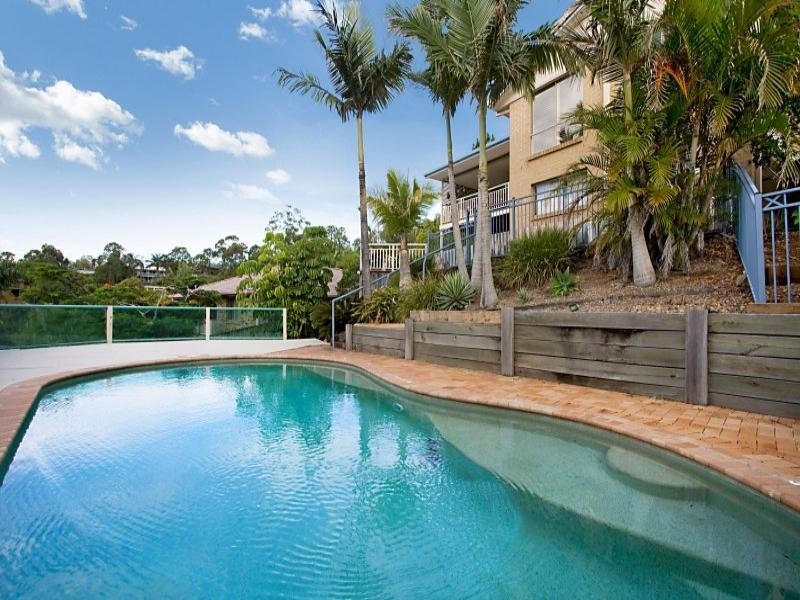 10 Bunbury Court, Elanora QLD 4221