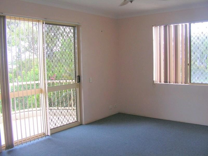 2/4 Teemangum Street, Tugun QLD 4224