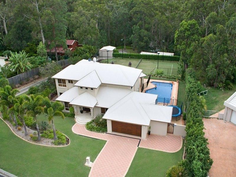 4 Buckingham Way, Elanora QLD 4221