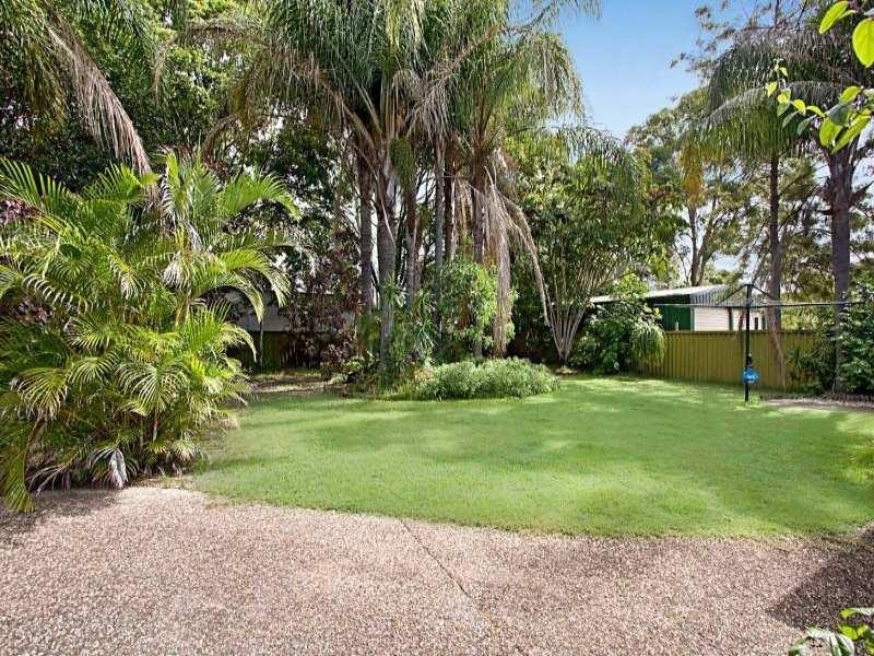 72 Japonica Drive, Palm Beach QLD 4221