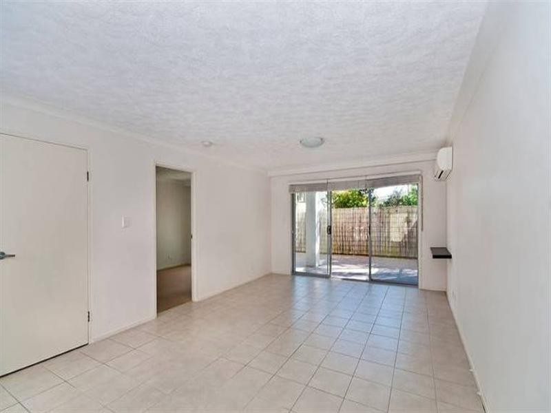 2/468 Coolangatta Road, Tugun QLD 4224