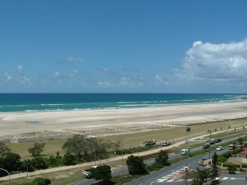 702/2 Creek Street, Kirra QLD 4225