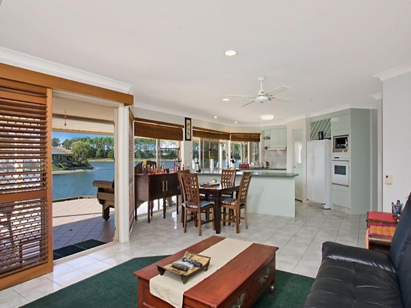 6/37 Murtha Drive, Elanora QLD 4221