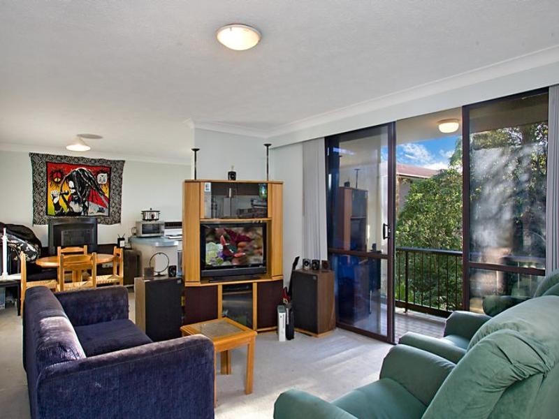 9/6 Brooke Avenue, Palm Beach QLD 4221