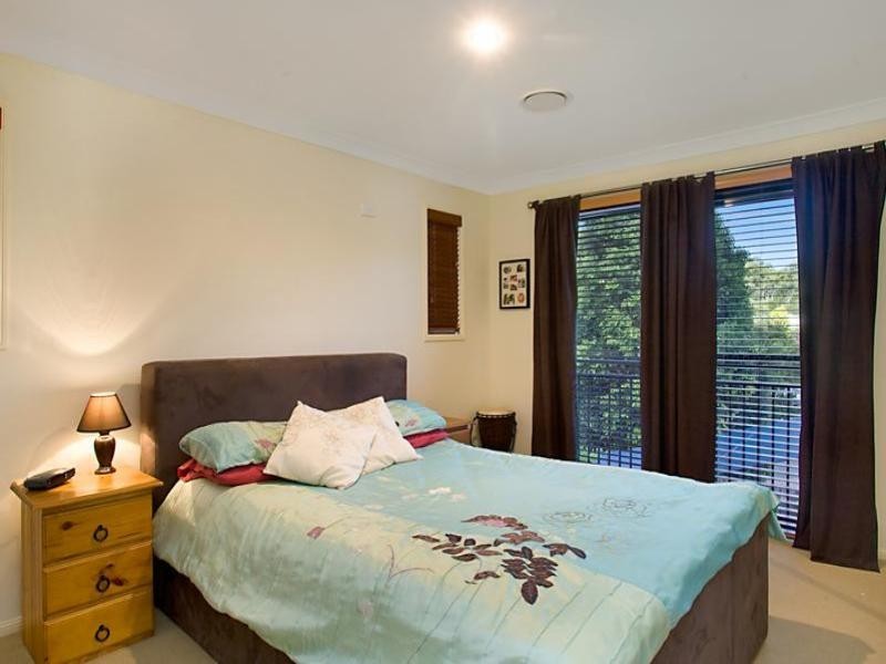 9/2 Karri Court, Burleigh Heads QLD 4220