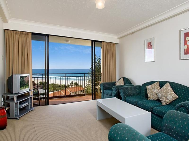 U6D/973 Gold Coast Highway, Palm Beach QLD 4221