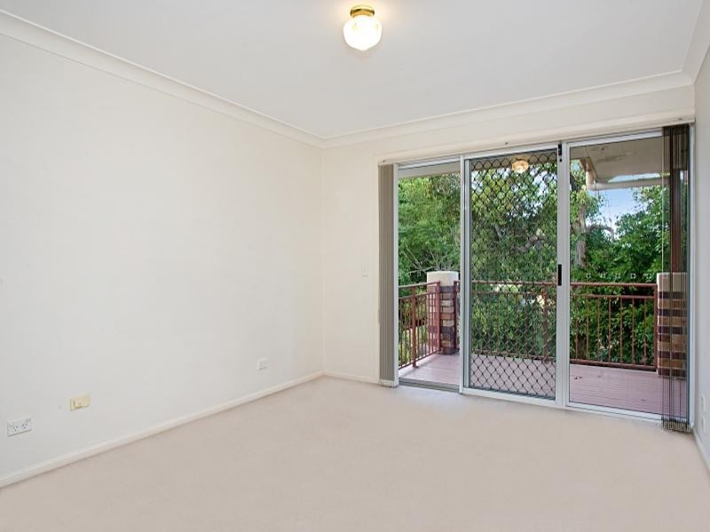 1/46 Tallebudgera Drive, Palm Beach QLD 4221