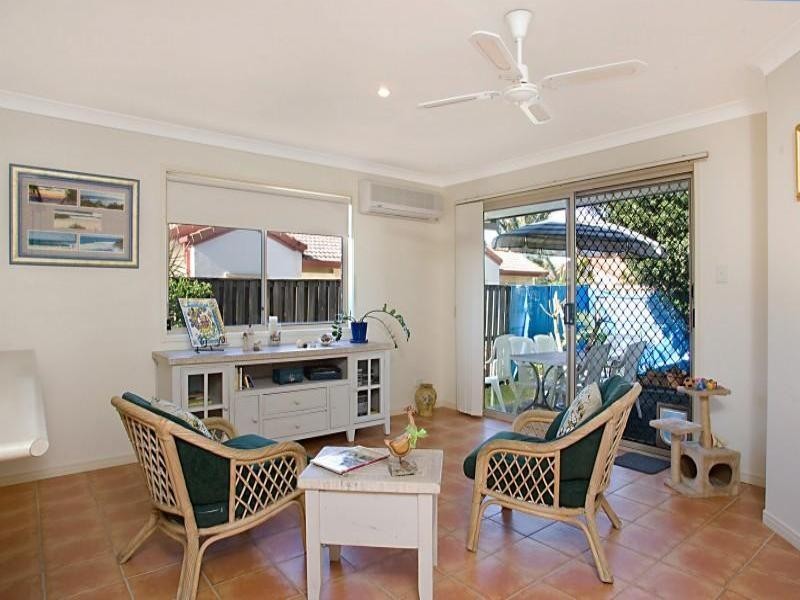 1/16 Starfish Crescent, Tugun QLD 4224