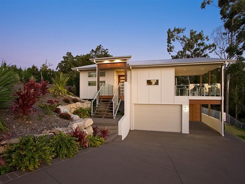 2 Gracilis Court, Elanora QLD 4221