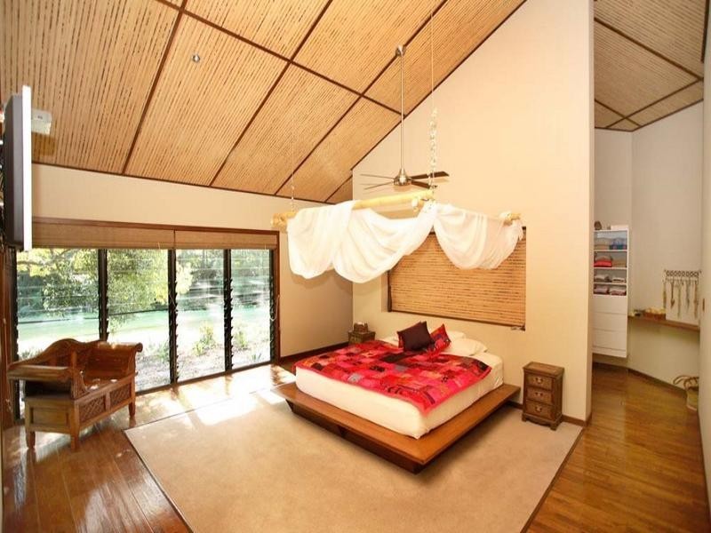 472 Tallebudgera Creek Road, Tallebudgera Valley QLD 4228