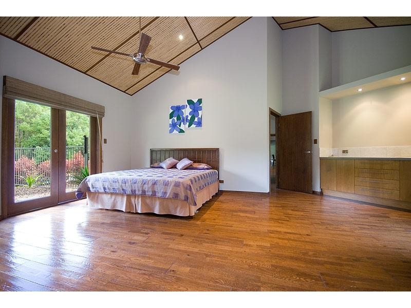 472 Tallebudgera Creek Road, Tallebudgera Valley QLD 4228