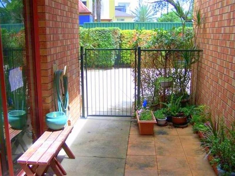 2/454 Coolangatta Road, Tugun QLD 4224