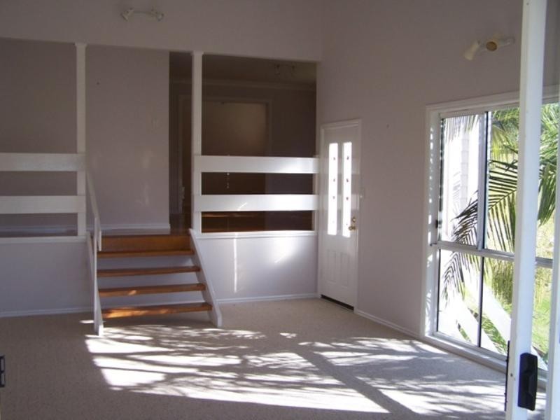 43 Nollamara Drive, Elanora QLD 4221