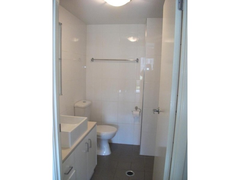 1/111-113 Golden Four Drive, Bilinga QLD 4225