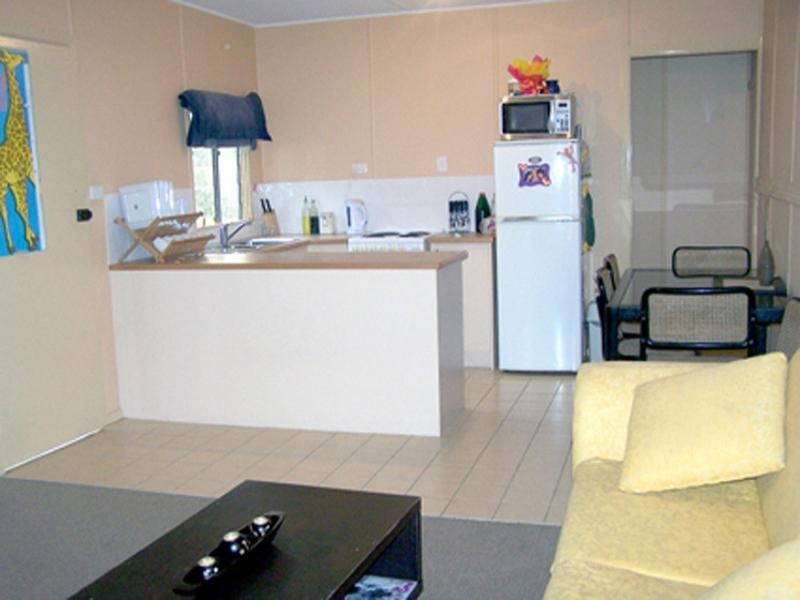 35 Fourth Avenue, Palm Beach QLD 4221