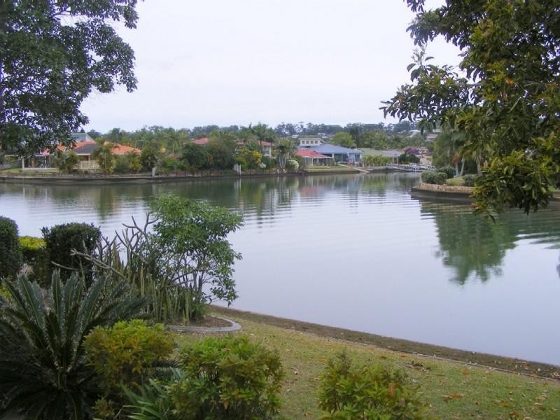 18 Harris Court, Currumbin Waters QLD 4223