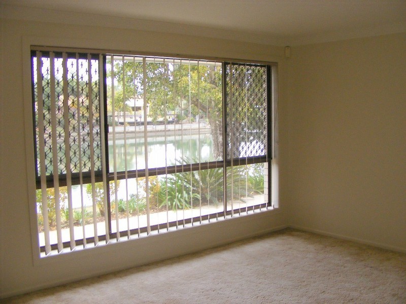 18 Harris Court, Currumbin Waters QLD 4223