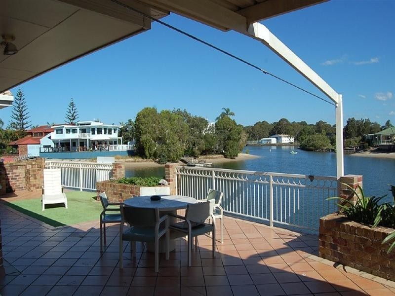 20 Sandpiper Avenue, Tweed Heads NSW 2485