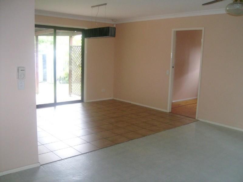 40 Rees Court, Elanora QLD 4221