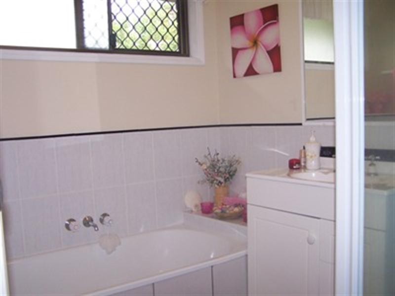 16 Lilly Pilly Drive, Banora Point NSW 2486