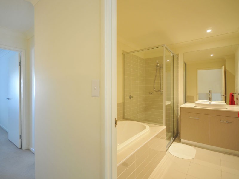 102/2 Inland Drive, Tugun QLD 4224