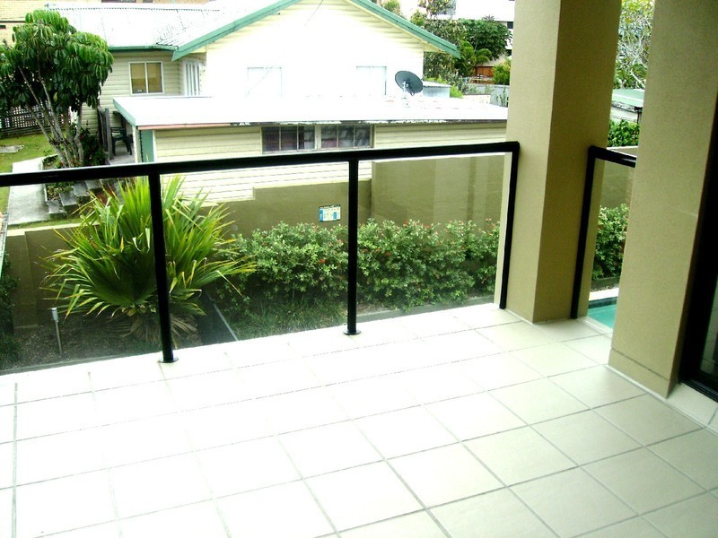 12/111-113 Golden Four Drive, Bilinga QLD 4225